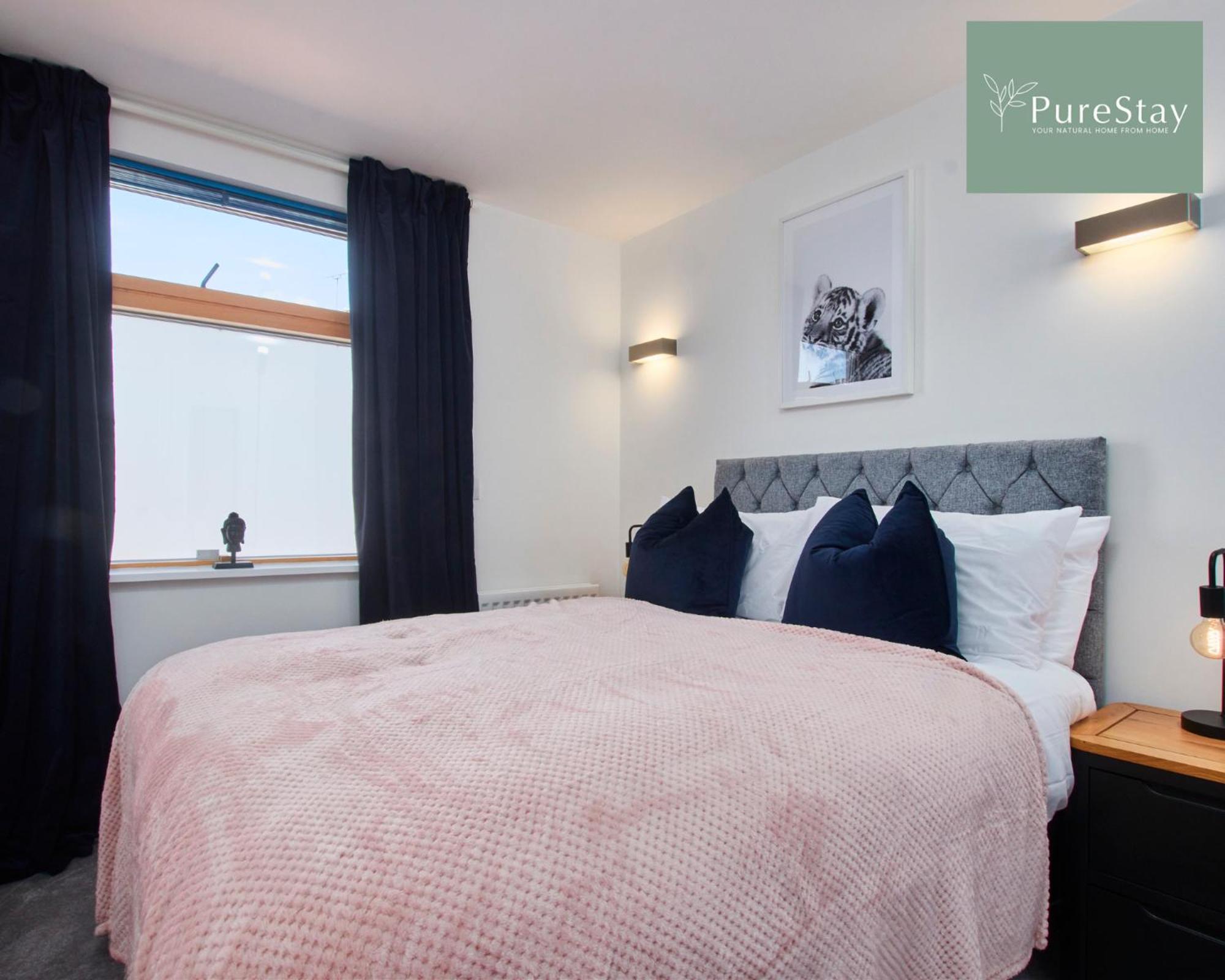 Beautiful Four Bed House By Purestay Short Lets & Serviced Accommodation Coventry With Parking Dış mekan fotoğraf