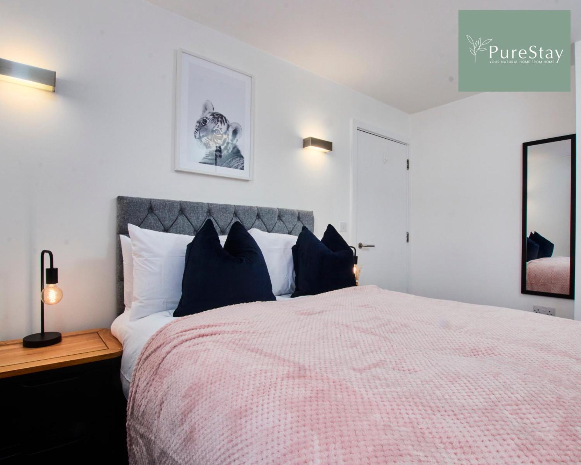 Beautiful Four Bed House By Purestay Short Lets & Serviced Accommodation Coventry With Parking Dış mekan fotoğraf