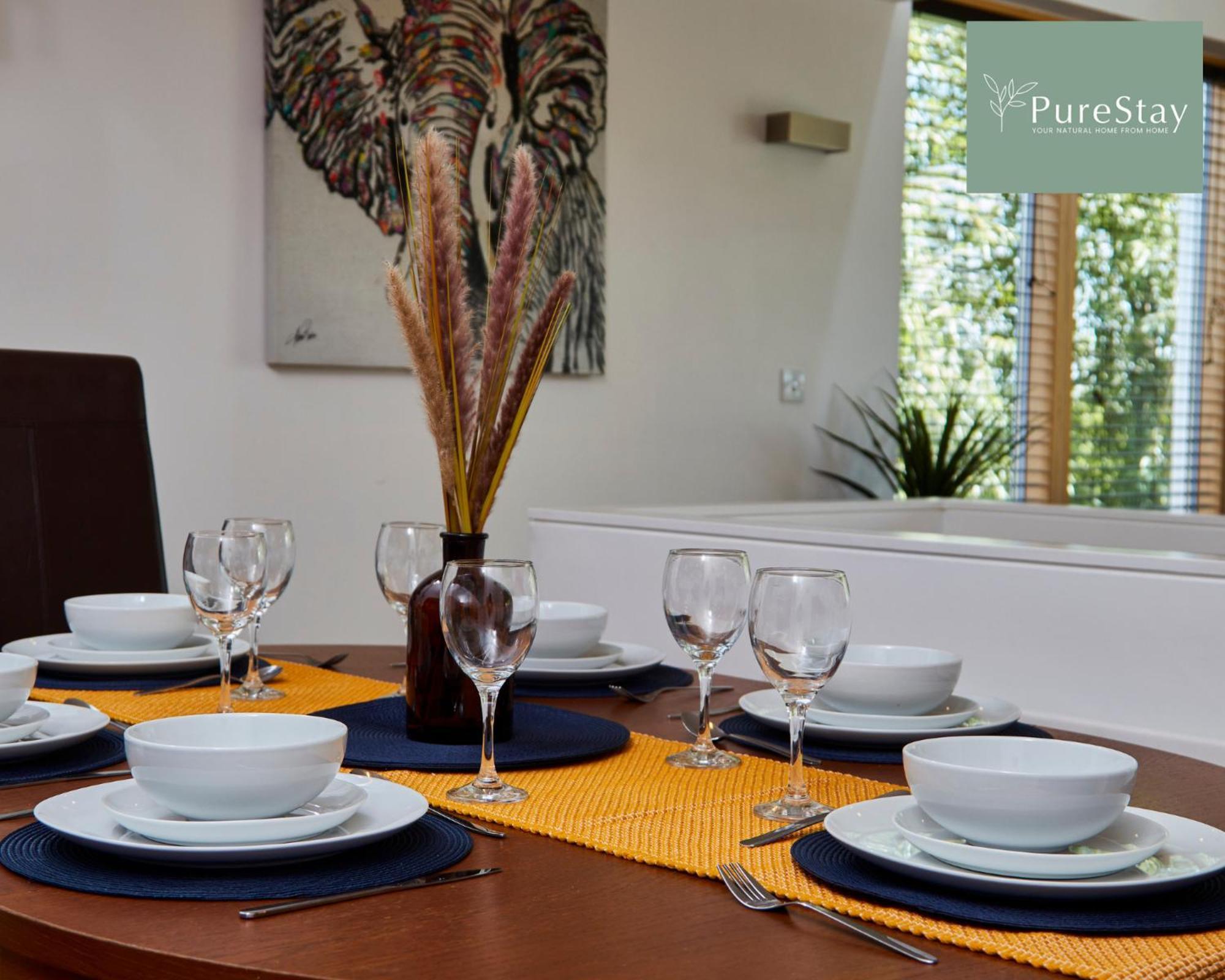 Beautiful Four Bed House By Purestay Short Lets & Serviced Accommodation Coventry With Parking Dış mekan fotoğraf