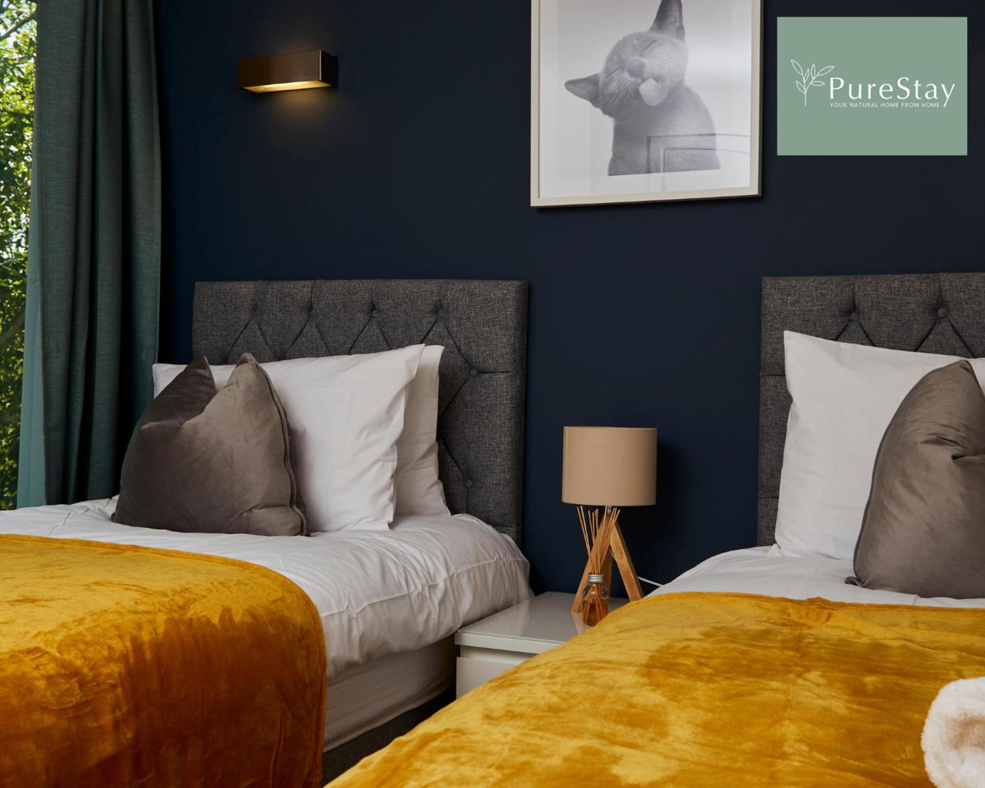 Beautiful Four Bed House By Purestay Short Lets & Serviced Accommodation Coventry With Parking Dış mekan fotoğraf